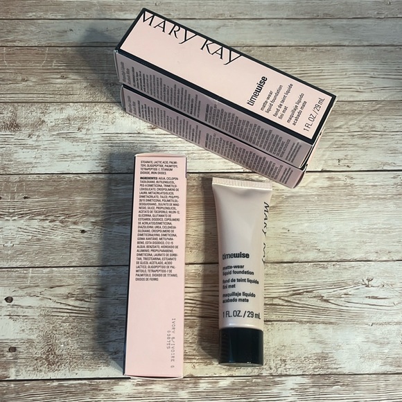 NEW MK Ivory 6 MATTE WEAR Timewise Matte Wear Liquid Foundation New in box - Picture 5 of 7